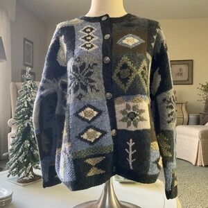 Nordic Designs Christmas sweater, Size PM.  Done in gray, blue & green.